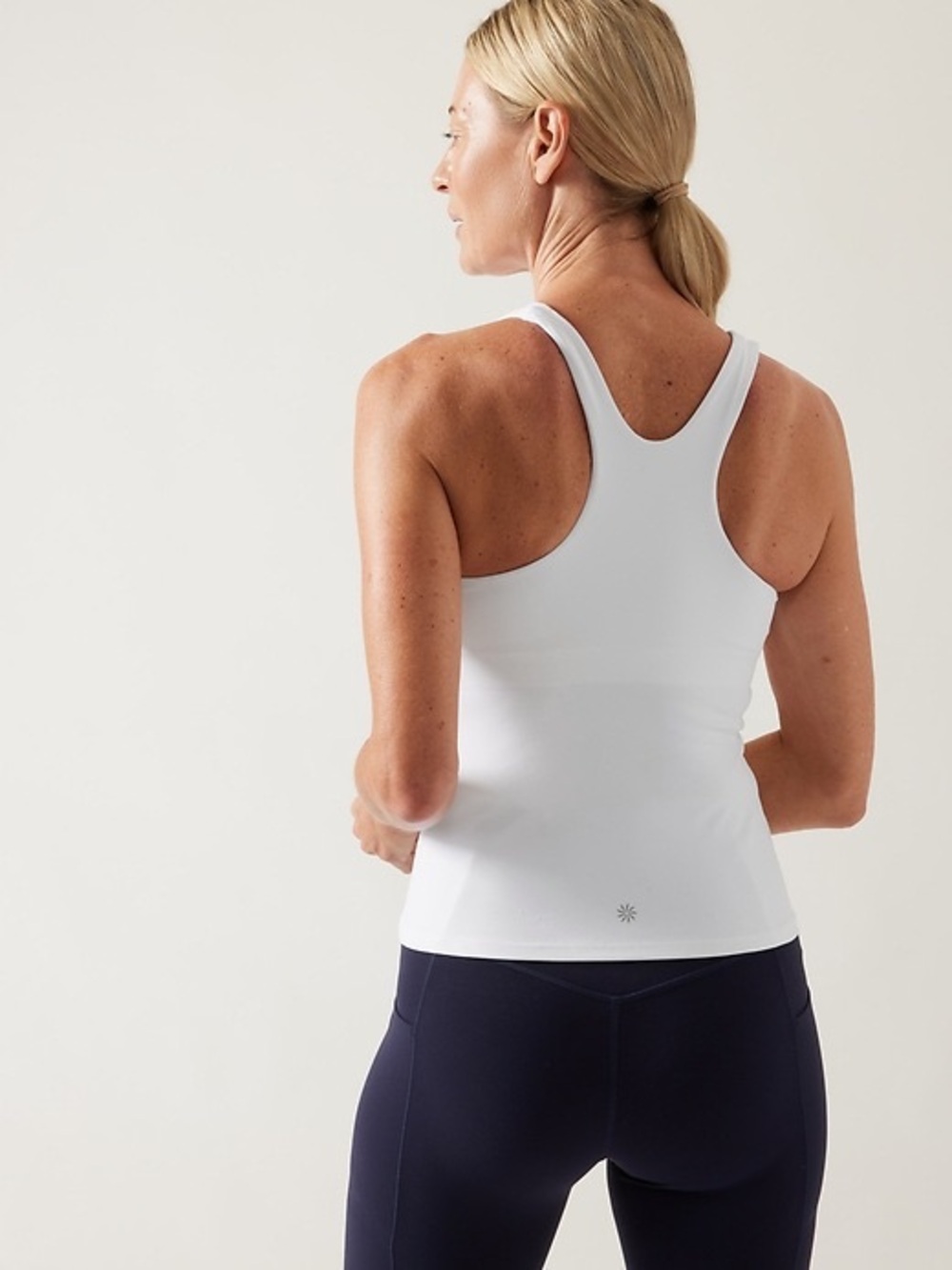 Athleta Conscious Top White - Picture 2 of 3